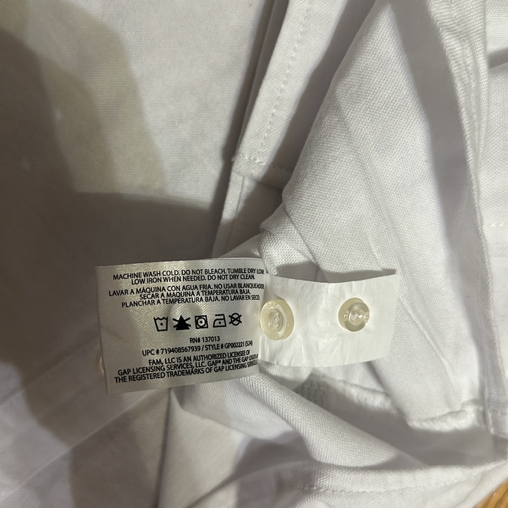 Mens GAP white long sleeve button up shirt XL NWT! - Picture 13 of 13